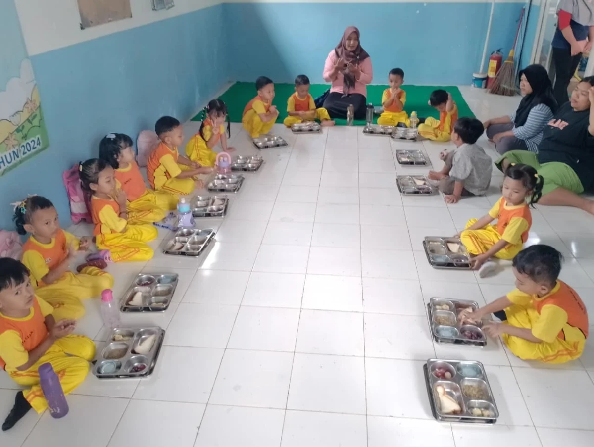 Kegiatan di Pos Paud Mutiara Hati