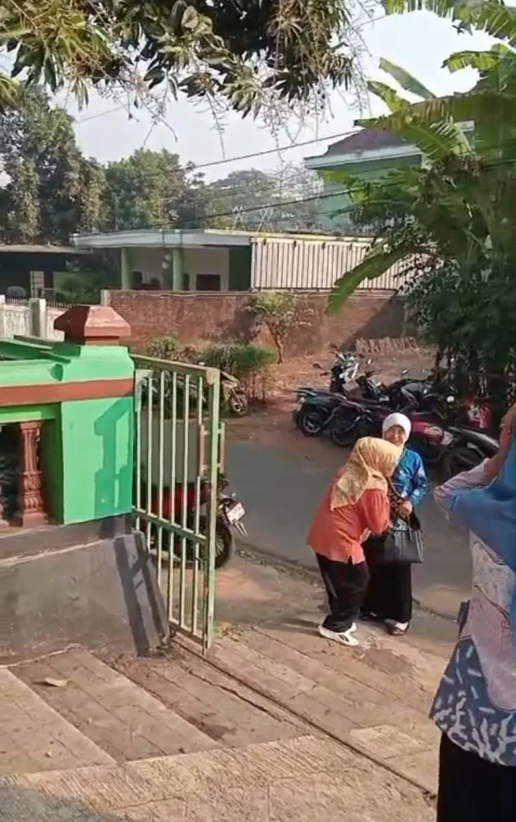 Bunda PAUD Kecamatan Mlonggo Monitoring Program Makan Bergizi Gratis (MBG) di TK Tarbiyatul Athfal Muslimat NU Karanggondang 1