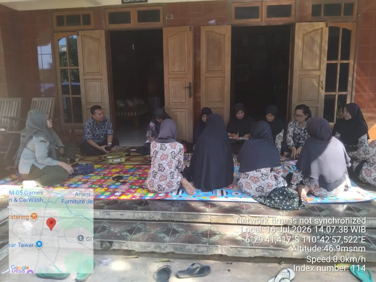 KWT Ngudi Lestari Tingkatkan Pengetahuan Anggota Melalui Pelatihan Pembuatan Pupuk Organik Cair