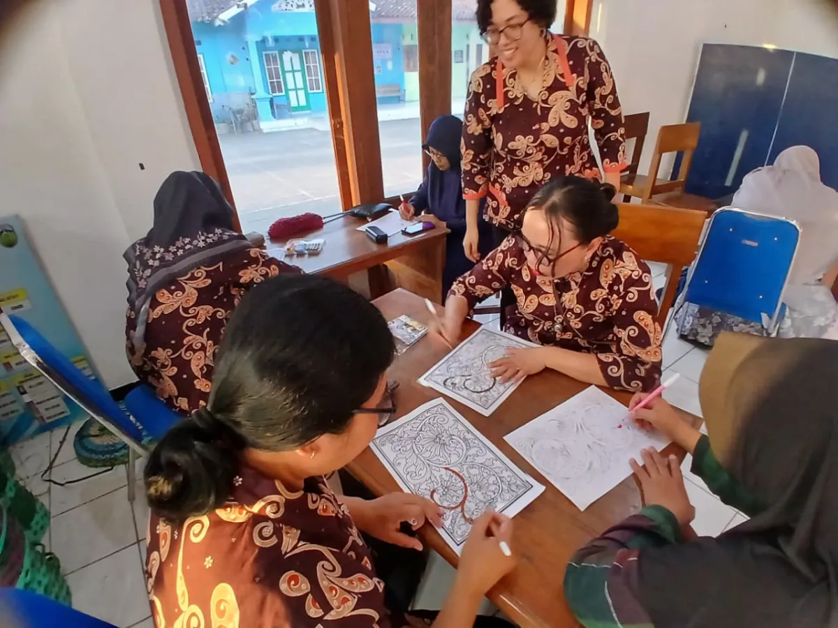 workshop dan lomba mewarnai pokja 3 pkk Desa Dorang 