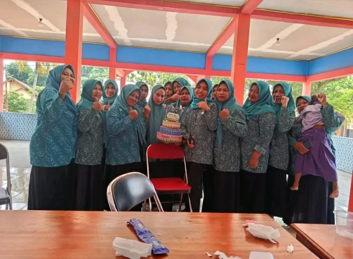 Kegiatan pembuatan mahar dari Pokja 3