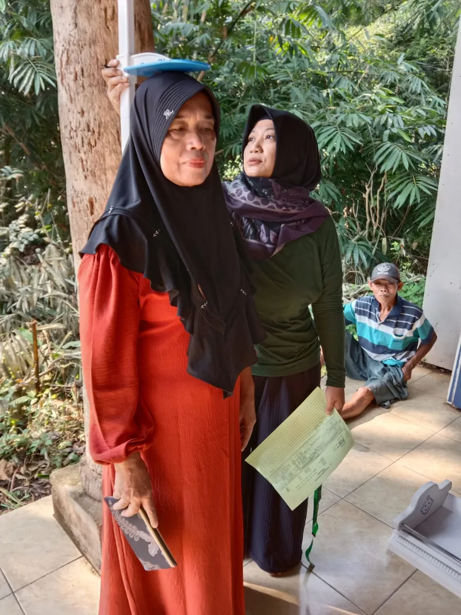 Pelayanan Posyandu Balita dan Lansia Posyandu Kasih Ibu 1 Desa Senenan