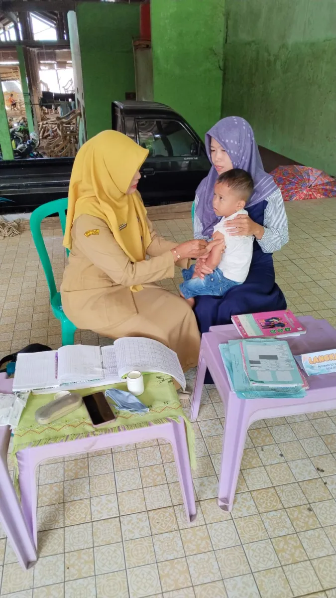 Pelayanan Posyandu Balita dan Lansia Posyandu Kasih Ibu 5 Desa Senenan