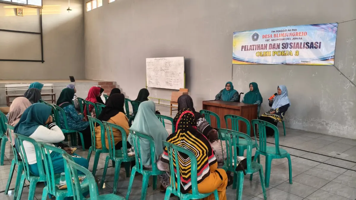 Sosialisasi dan Pelatihan HATINYA PKK