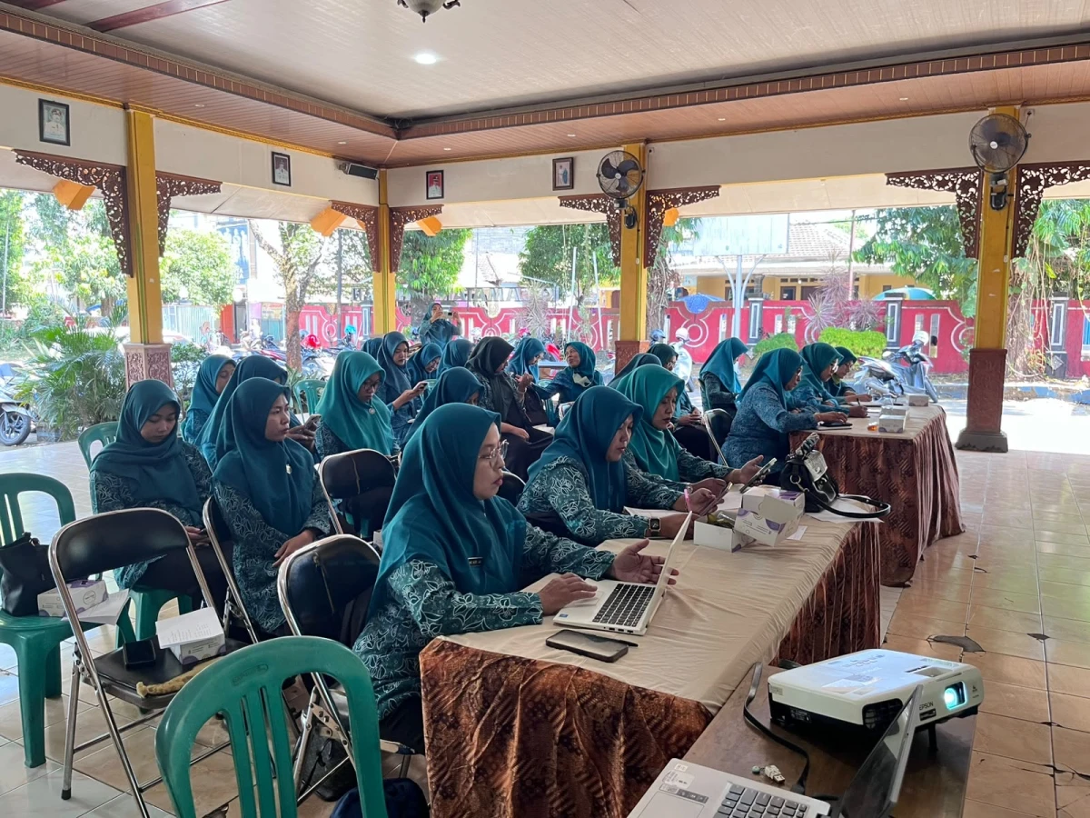 TP PKK Desa Tegalsambi Hadiri Rapat Koordinasi TP PKK Kecamatan Tahunan