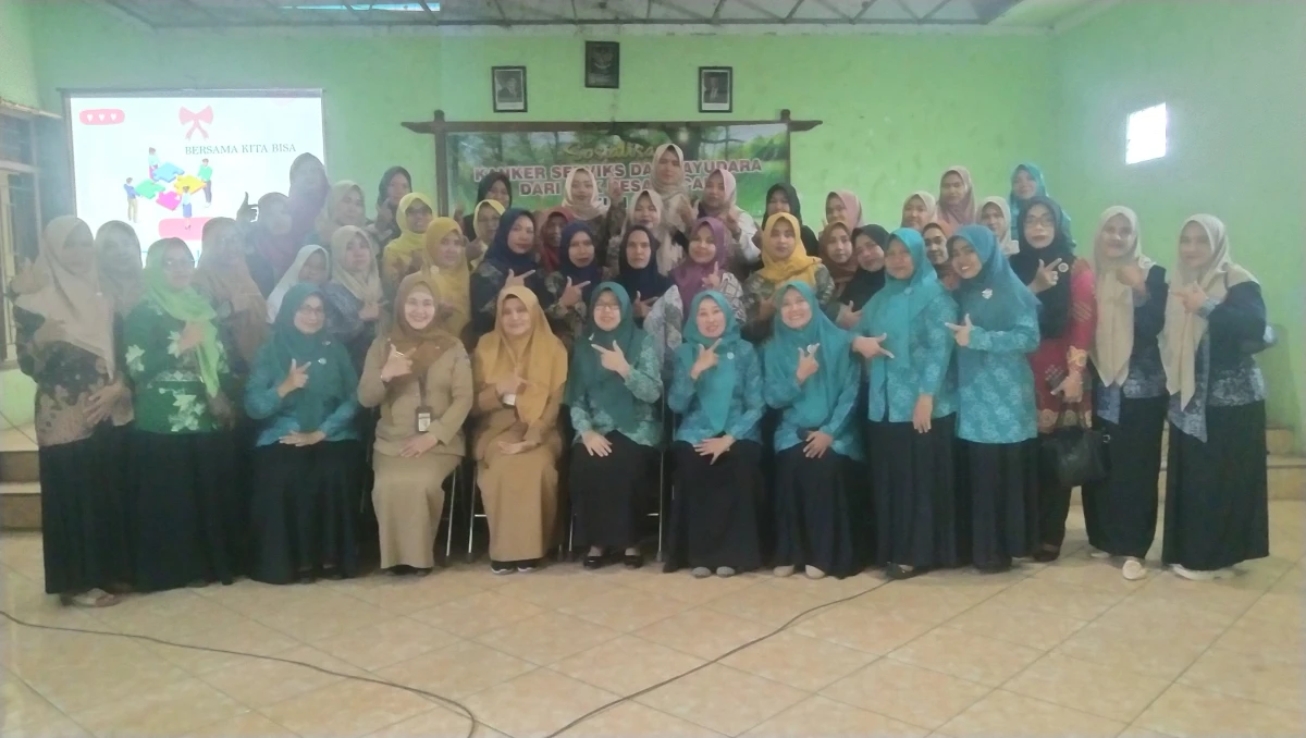 Rapat koordinasi dengan PKK rt SE desa kecapi 