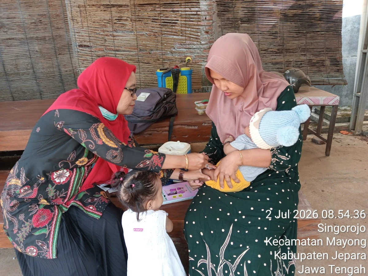 Pendampingan Kesehatan Bayi Baru Lahir melalui Kunjungan Rumah dan Pemberian Imunisasi HB 0