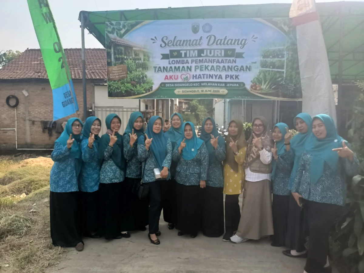 Mengikuti Lomba Pemanfaatan Pekarangan Aku Hatinya PKK