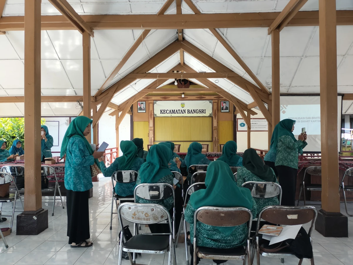 Pelatihan smart kartini 