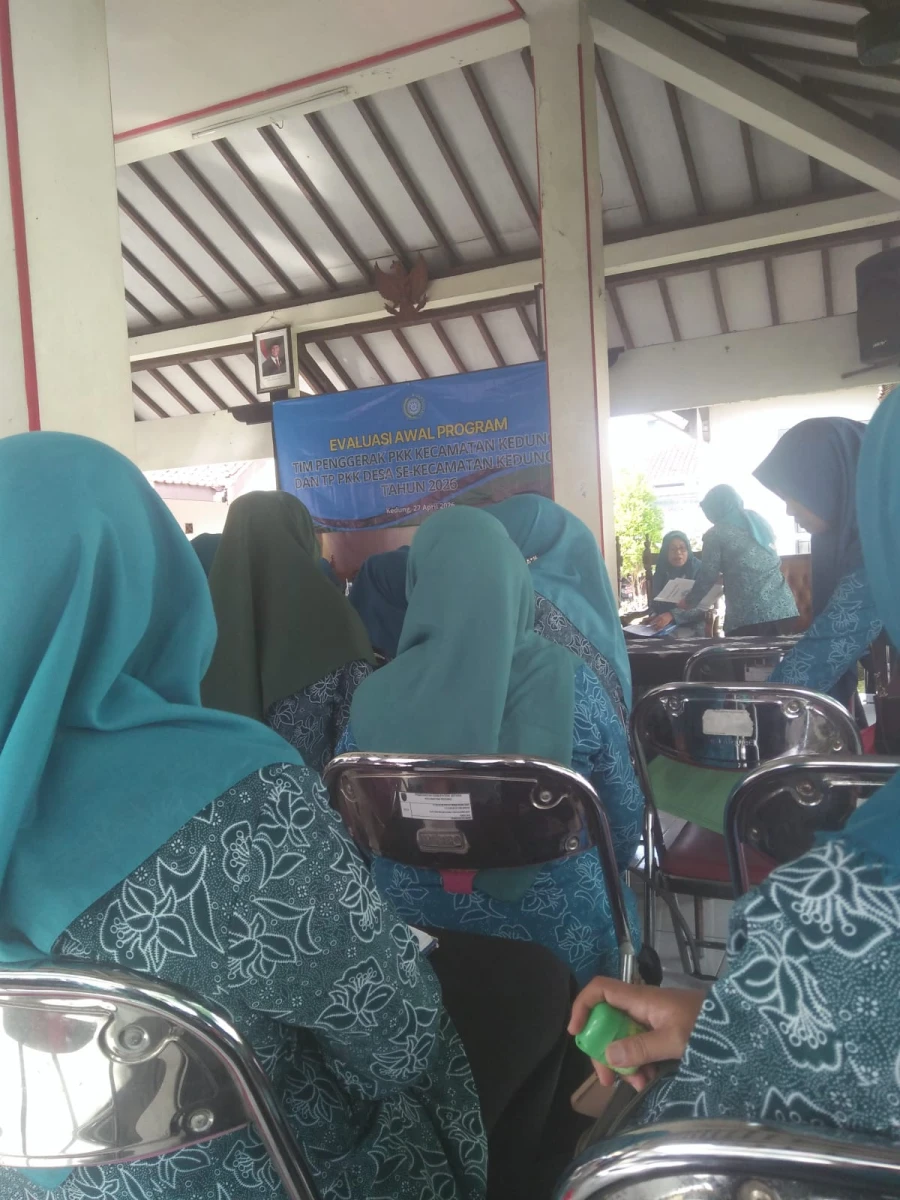 Evaluasi awal program