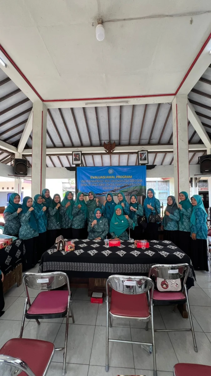 Evaluasi Awal Program