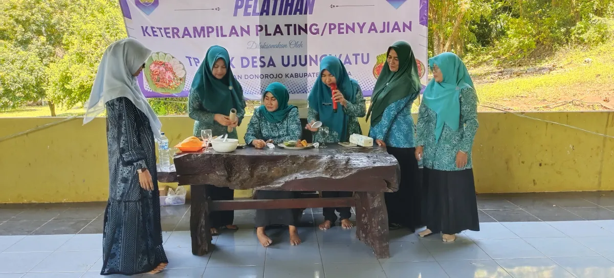 Pelatihan Kader TP. PKK Desa Ujungwatu