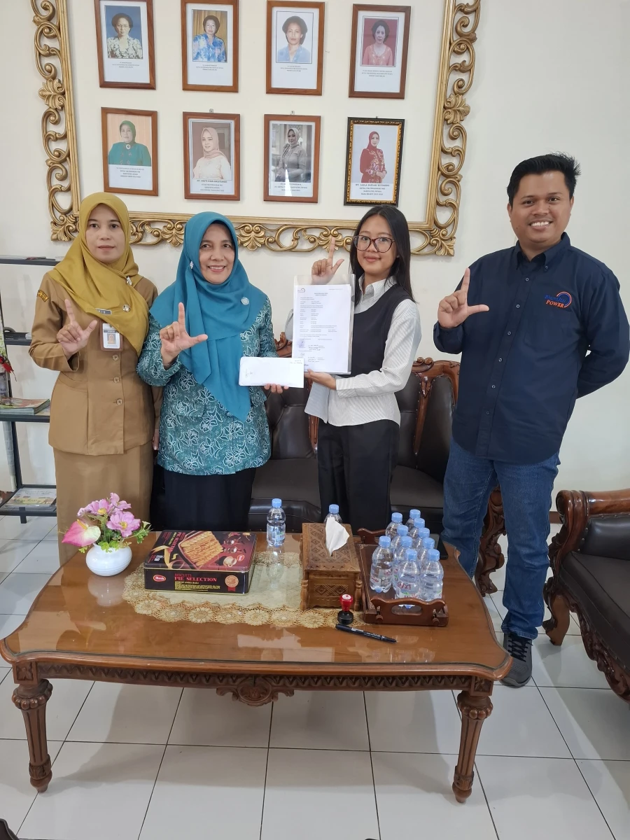 Penyerahan Bantuan dari Bumi Jati Power ( CSR )