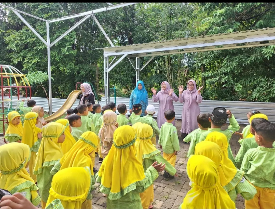 Pendampingan bunda PAUD di PAUD cerdas ceria di desa srobyong