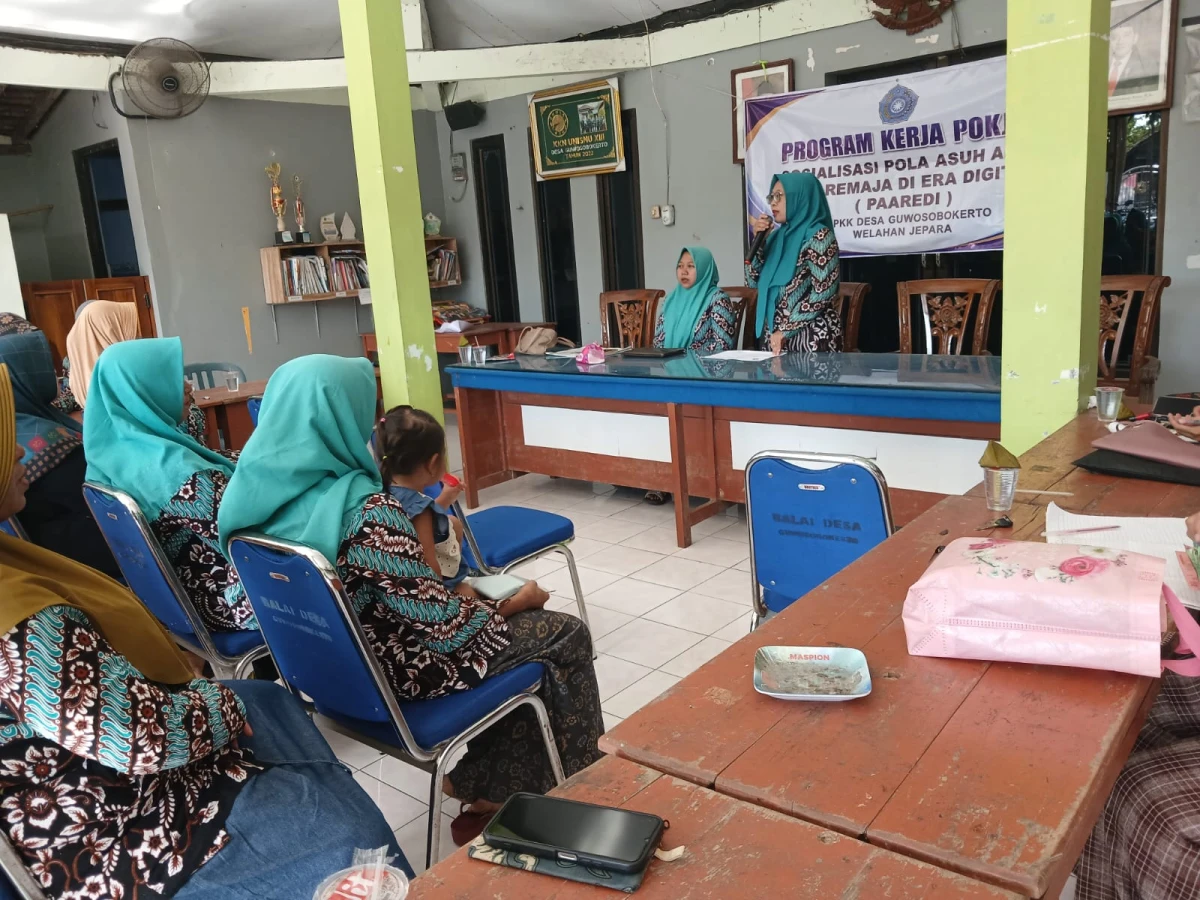 SOSIALI PROGRAM KERJA POKJA I " POLA ASUH ANAK DAN REMAJA DI ERA DIGITAL" TP.PKK DESA GUWOSOBOKERTO