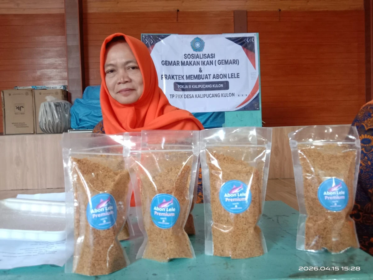 Sosialisasi Gemar Makan Ikan (GEMARI) dan Praktek Membuat Abon Lele