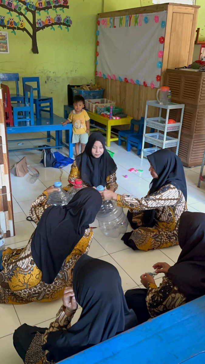PEMANFAATAN SAMPAH RUMAH TANGGA