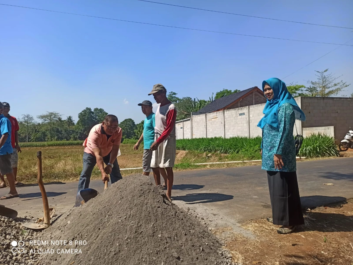 KERJA BAKTI