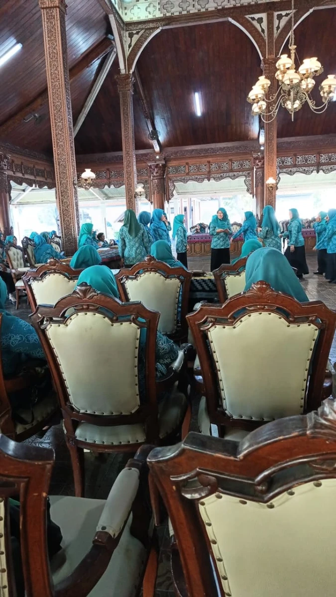 meningkatkan kompetensi kader PKK dalam pengasuhan anak dan remaja yang sehat, produktif,dan Bijak Bermedia Digital
