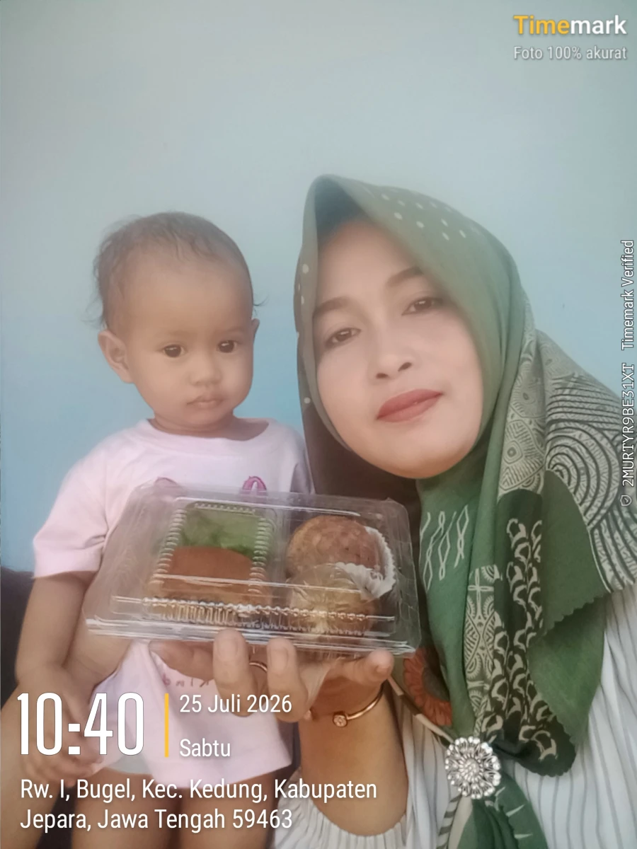 Pemberian PMT balita 