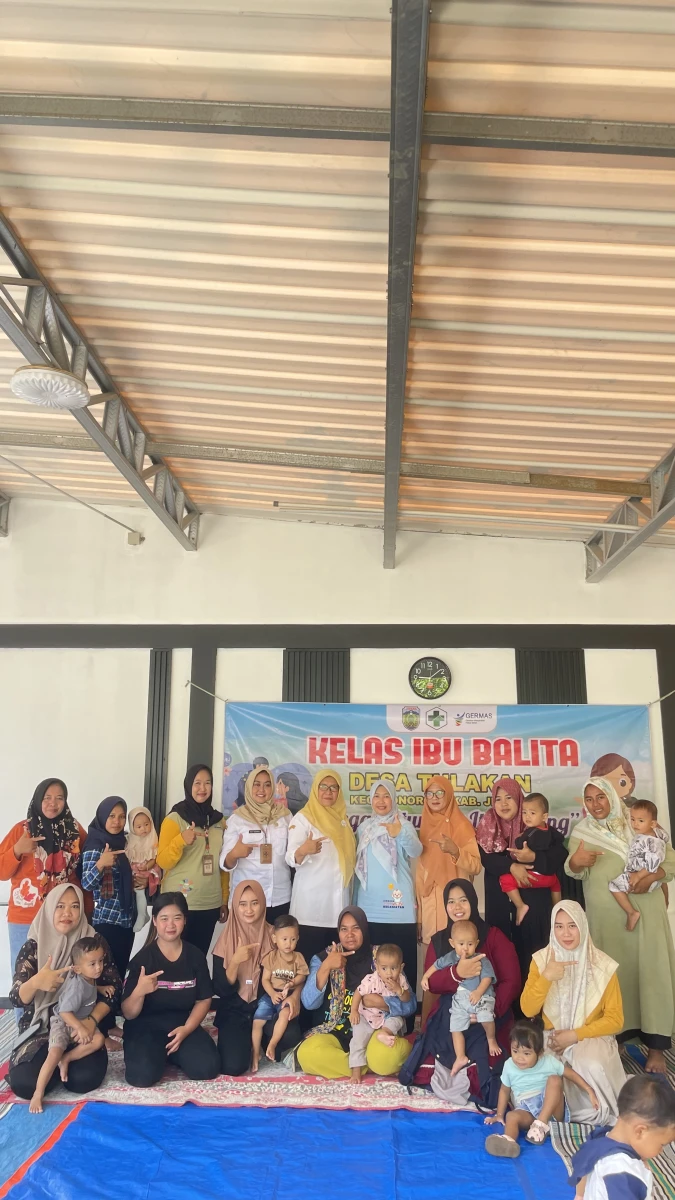 Bunda Posyandu Kecamatan Donorojo Hadiri Kelas Ibu Balita di Desa Tulakan