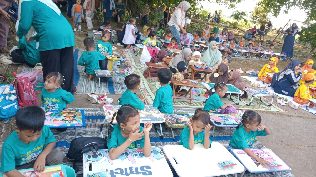 Lomba mewarnai tingkat KB & TK