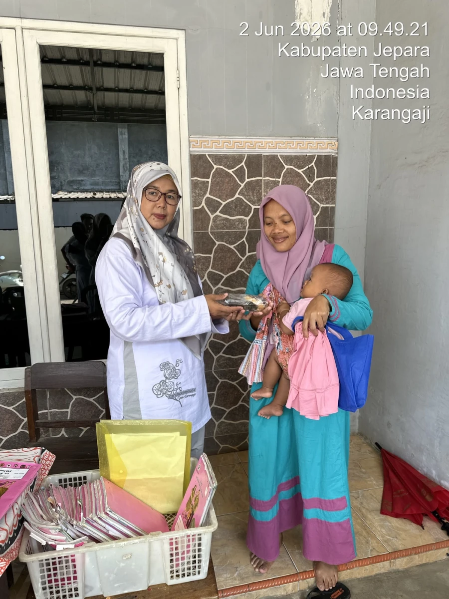 Pelaksanaan posyandu anggrek rw 3 desa karangaji