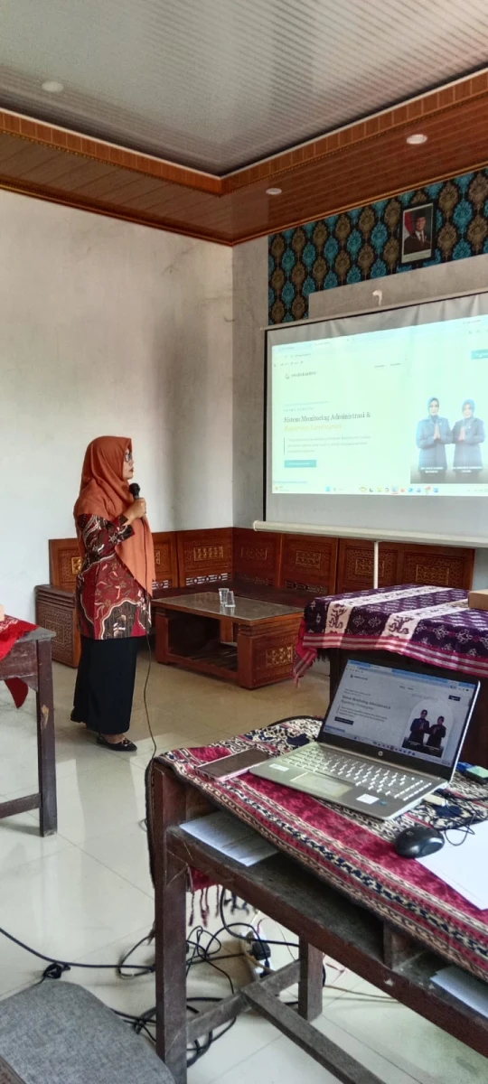 PELATIHAN SMART KARTINI