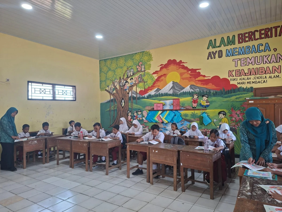 Ayo Membaca Bersama PKK