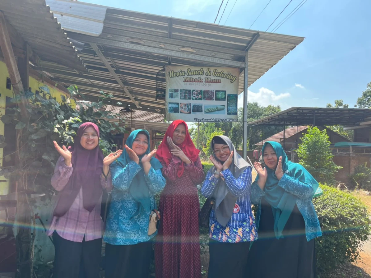 Kunjungan UMKM Novia Kintelan makanan khas Tegalsambi