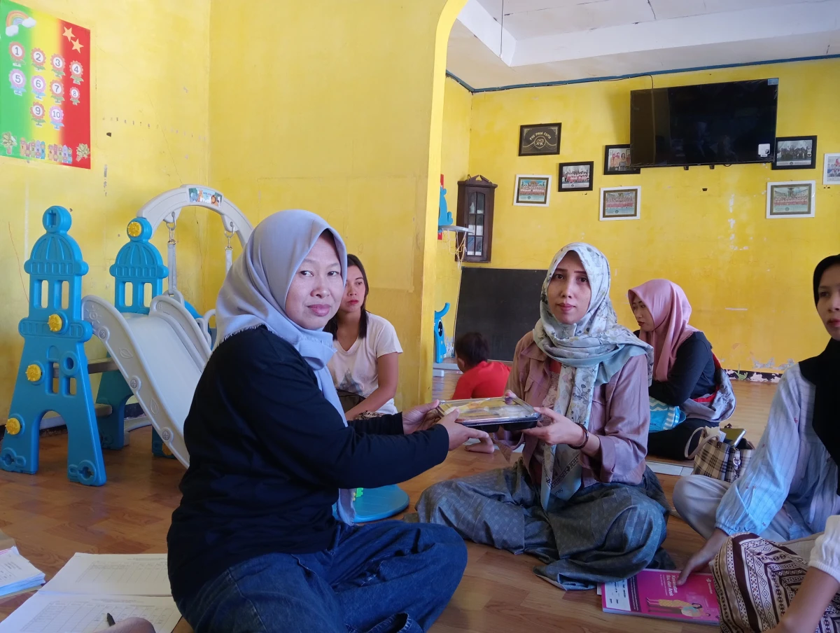 Pemantauan dan Pemberian PMT bagi Ibu Hamil dengan Kekurangan Energi Kronis (KEK)