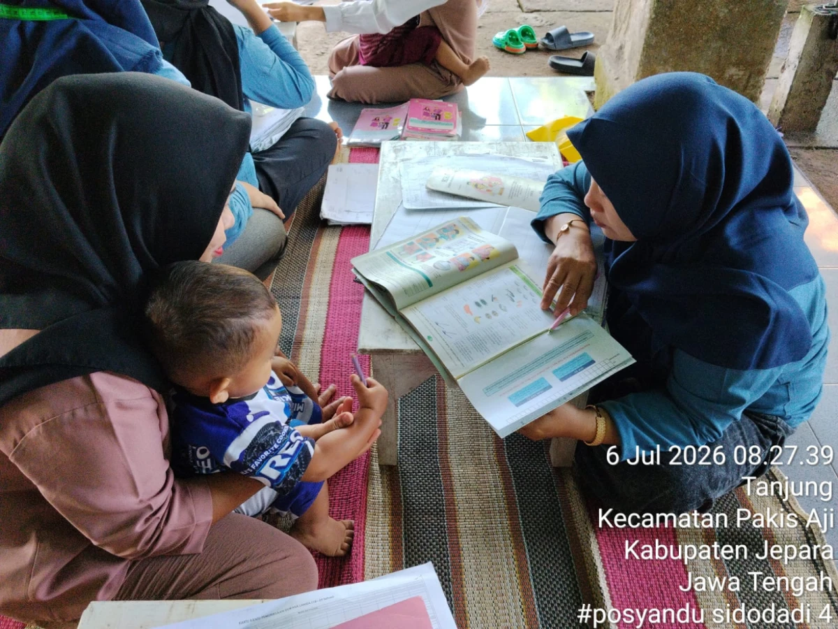 Kegiatan Posyandu Sido Dadi IV Desa Tanjung