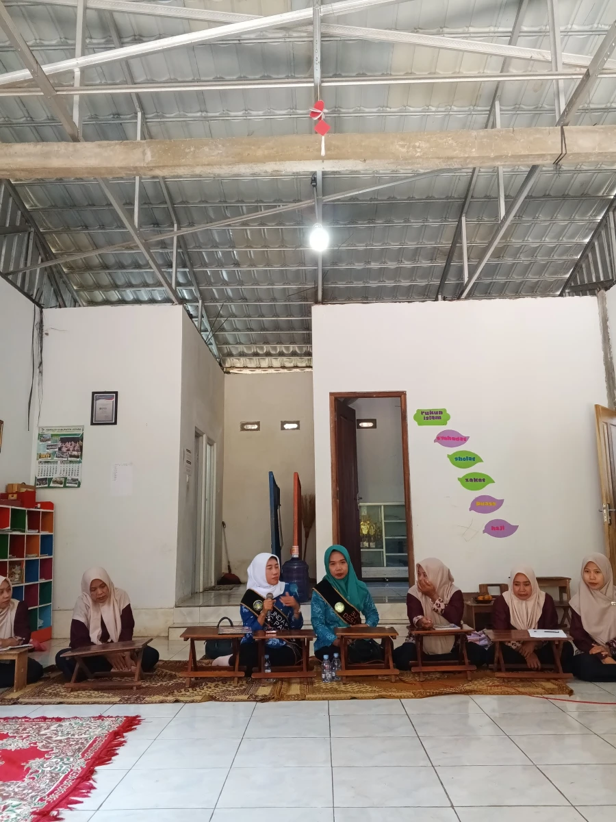 Bunda PAUD Ny. Menik Jumiati Muhammad Shodiq Sosialisasikan Tumbuh Kembang Anak di PAUD Bhakti Utama