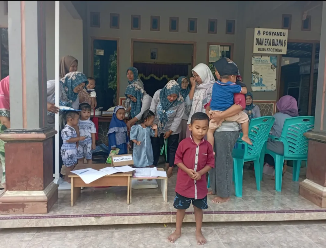 Kunjungan TP PKK DESA ke POSYANDU