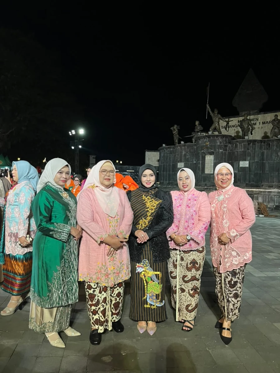 Pesona Hari Kebaya Indonesia