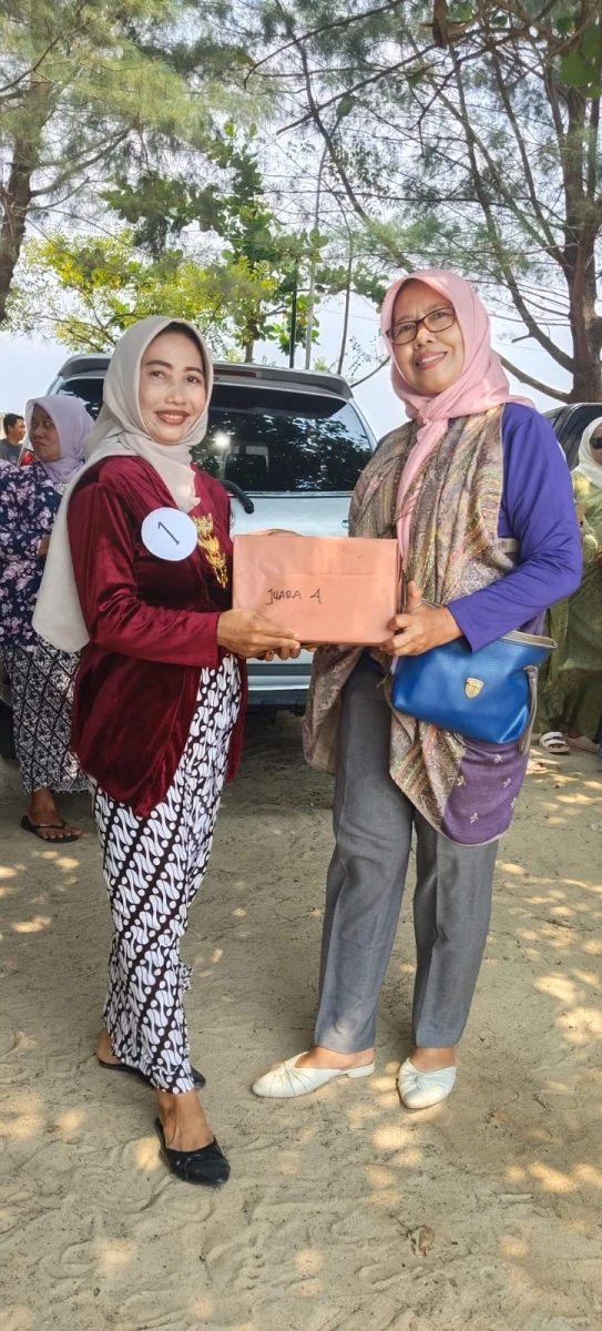 Kelompok PKK RT 13 Peringati Hari Ulang Tahun Kartini Ke 147