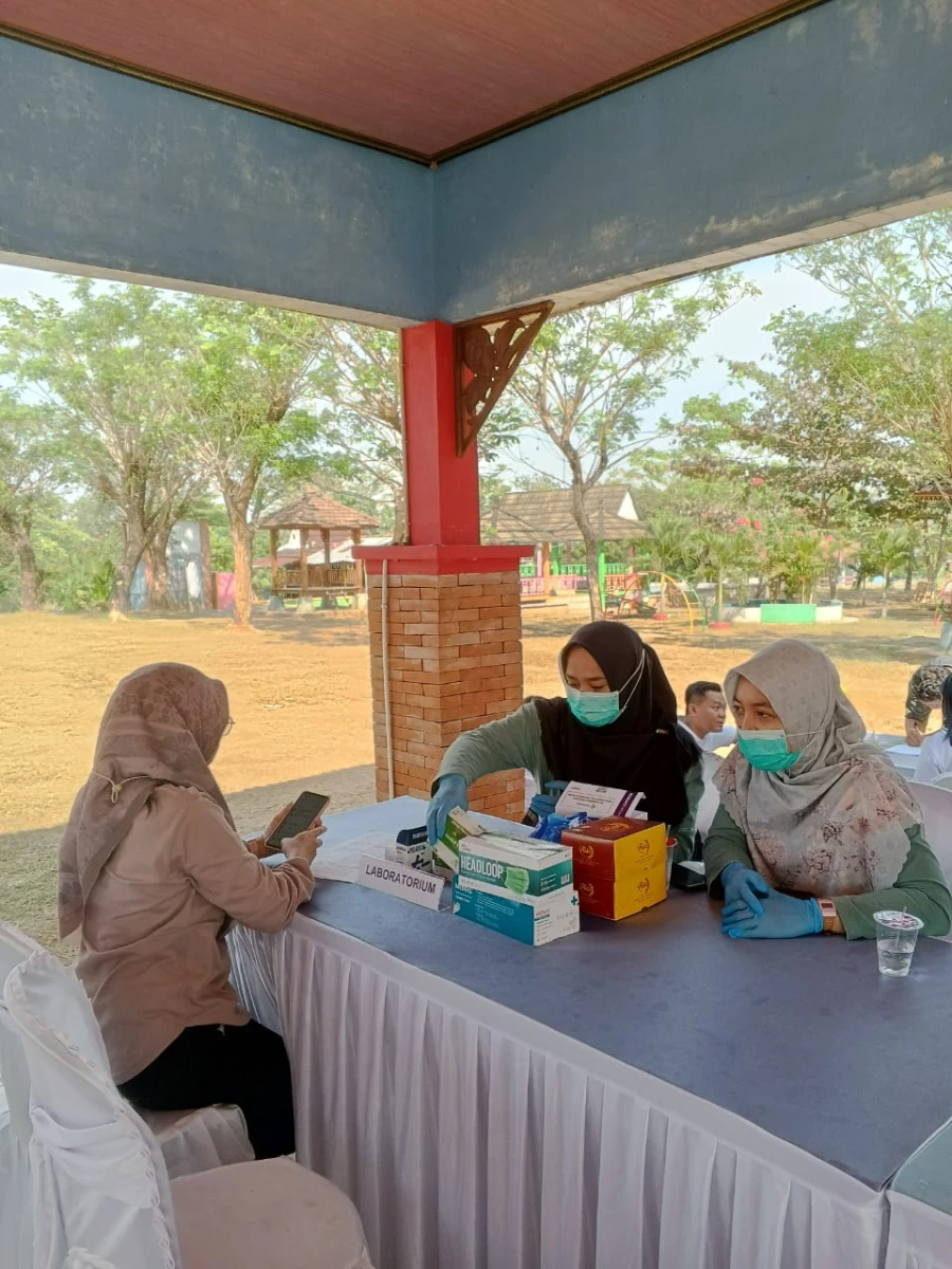 Keikutsertaan Pengurus TP PKK Kecamatan Pakis Aji dalam Cek Kesehatan Gratis (CKG) pada Kampanye GERMAS
