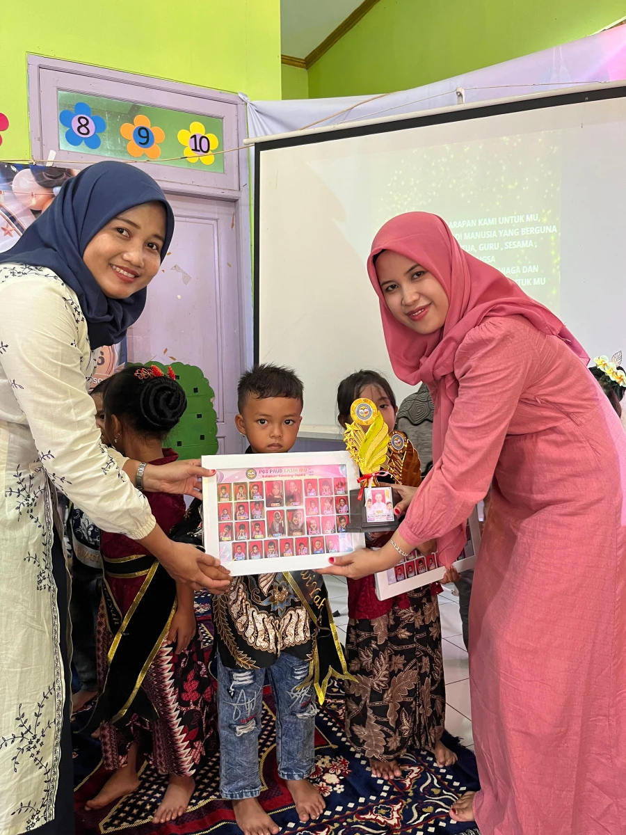 Pelepasan Peserta Didik Pos Paud Kasih Ibu Kaliaman 