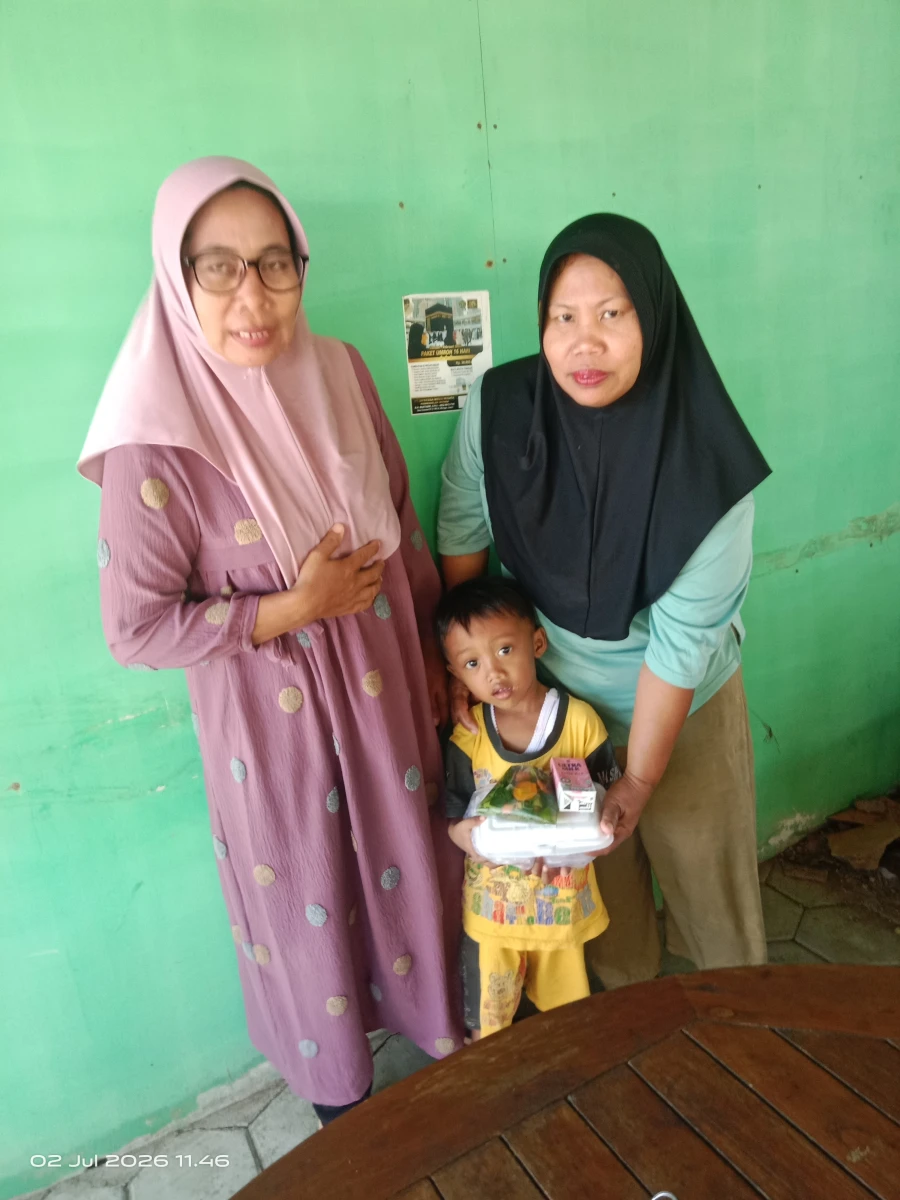 Pemberian PMT untuk anak stunting bulan ke 3