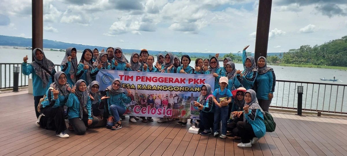 Outing TP PKK Desa Karanggondang ke Celosia Bandungan Ambarawa, Pererat Kebersamaan dan Tingkatkan Semangat Berkarya
